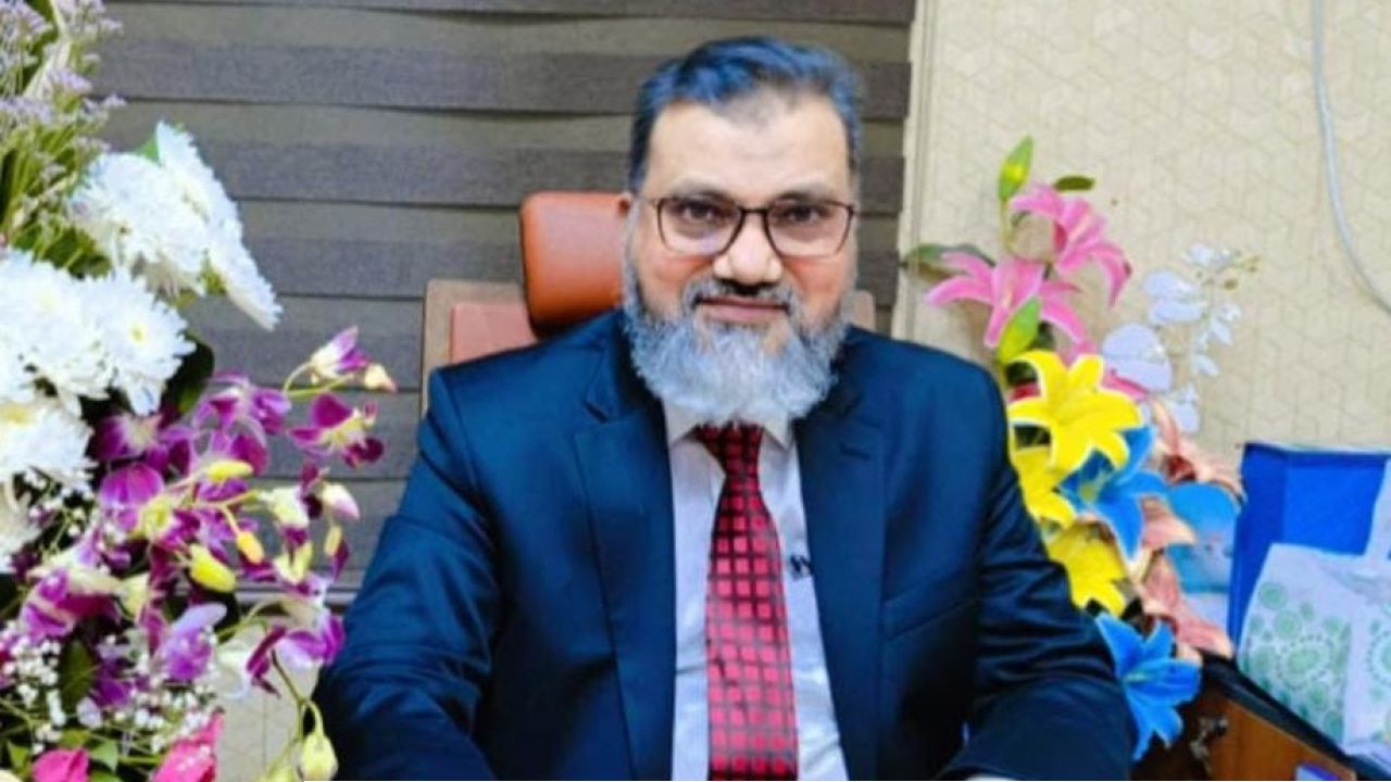 সময়ের কাছে জবাবদিহি- ডি. এম. এমদাদুল হক 