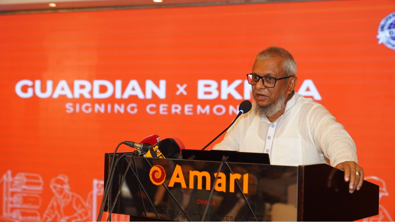 শ্রমিকদের স্বাস্থ্যসেবা ও কল্যাণে সরকারি-বেসরকারি অংশীদারিত্ব জোরদারের ঘোষণা   -শ্রমমন্ত্রী আরিফুল হক চৌধুরী