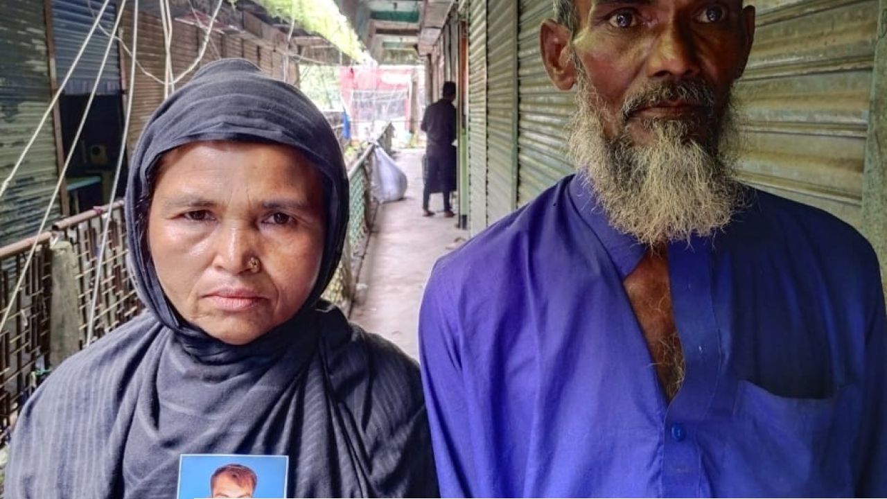 সুনামগঞ্জের মান্নান মিয়া দালালদের খপ্পরে পড়ে এখন ভারতের গুয়াহাটি রিফিউজি ক্যাম্পে আটক