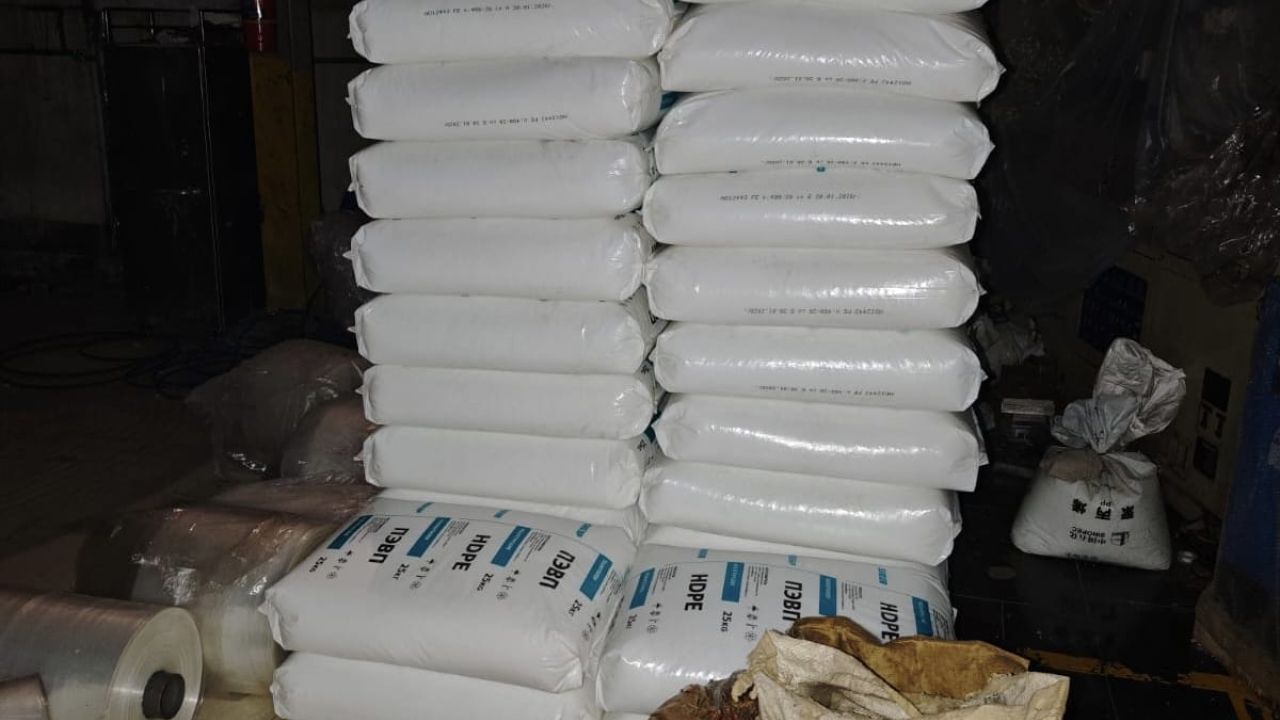 বন্ড সুবিধার ১৩.৩৫ লাখ কেজি কাঁচামাল উধাও