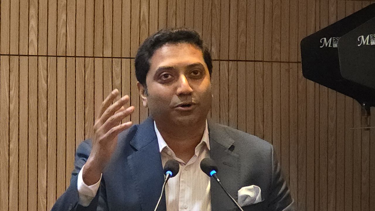 আপনারাই দেশের ভবিষ্যৎ, দায়িত্ব নেওয়ার জন্য এখনই প্রস্তুত হন:প্রতিমন্ত্রী ববি হাজ্জাজ