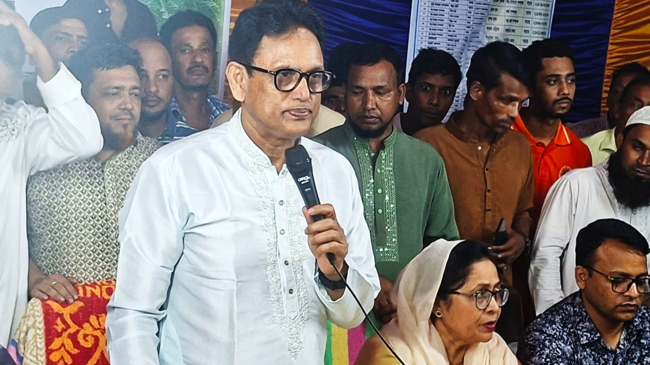 ধর্মীয় সম্প্রীতি বজায় রাখতে আন্তরিক সরকার -শিক্ষামন্ত্রী ড. এহছানুল হক মিলন